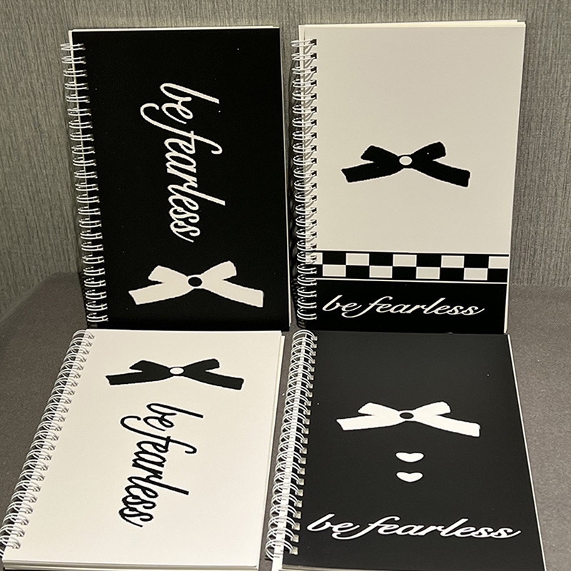 かわいいピンクのリボン A5 コイルノートブック日記スケッチ - Photography Book のレビューと価格