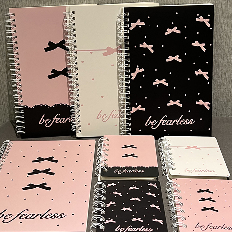 かわいいピンクのリボン A5 コイルノートブック日記スケッチ - Photography Book のレビューと価格