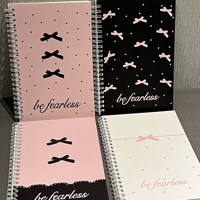 かわいいピンクのリボン A5 コイルノートブック日記スケッチ - Photography Book のレビューと価格