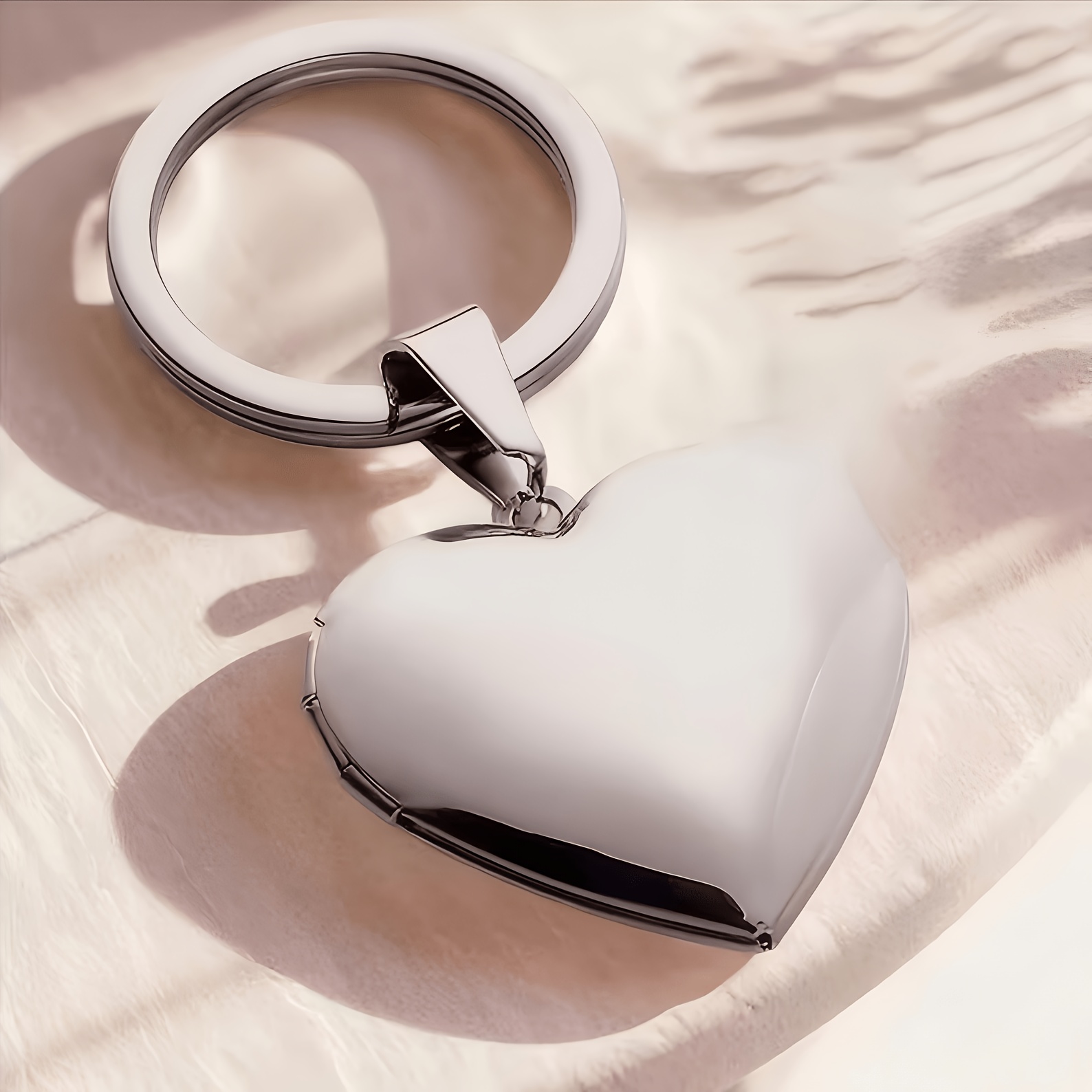 カスタム1/2フォトハートフレームロケットキーホルダー、パー - Photographic Memory のレビューと価格